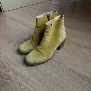 A.P.C Rue Madame Paris Yellow Leather Ankle Heel  Stacked Boots Size 36 US 5.5-6